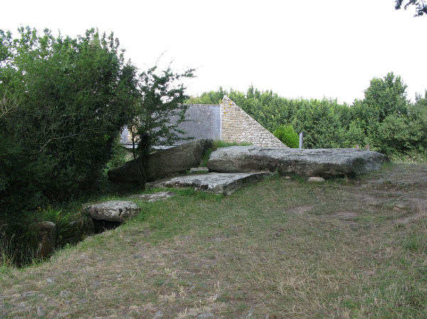 Tumulus de Man&eacute;-Lud